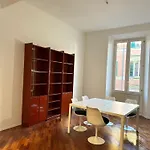 Whouse Large Indipendenza Apartman *